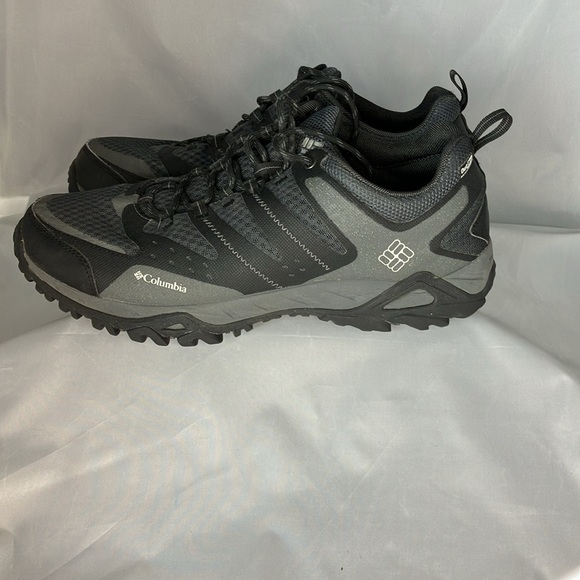 Columbia out dry waterproof men’s black hiking boots - Picture 2 of 10